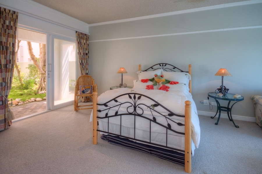 5 Bedroom Property for Sale in Royal Alfred Marina Eastern Cape